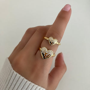 Large Dripping Scattered Heart Ring